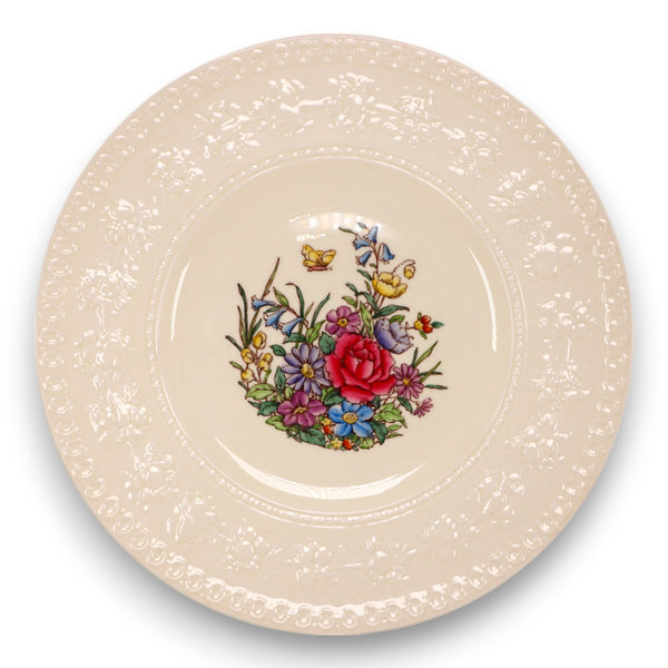 Wedgwood Tintern AL 9460 Dinner Plate 11" Embossed Wellesley England Vintage