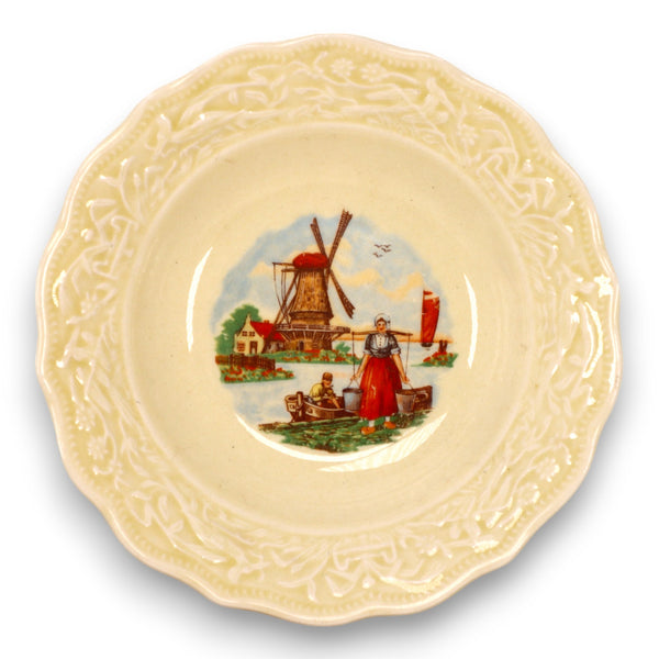 Mount Clemens MTC71 Cream Dutch Girl Windmill Fruit Bowl Embossed Vintage 1930's