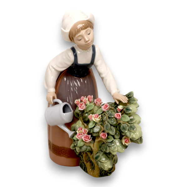 Lladro 1354 Dutch Girl Watering Pink Rose Bush Retired Vintage Gloss Spain