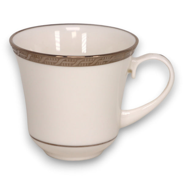 Pickard High Point Platinum Hand Decorated Flat Tea Cup USA