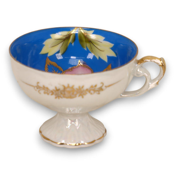 Royal Crown 7865 Footed Teacup – Cobalt Blue Floral Interior with Gold Trim