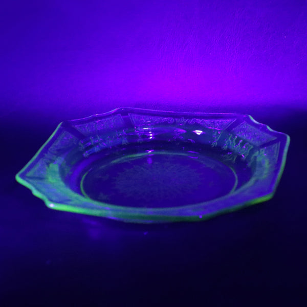 Anchor Hocking Princess Vaseline Uranium Depression Glass Bread Plate