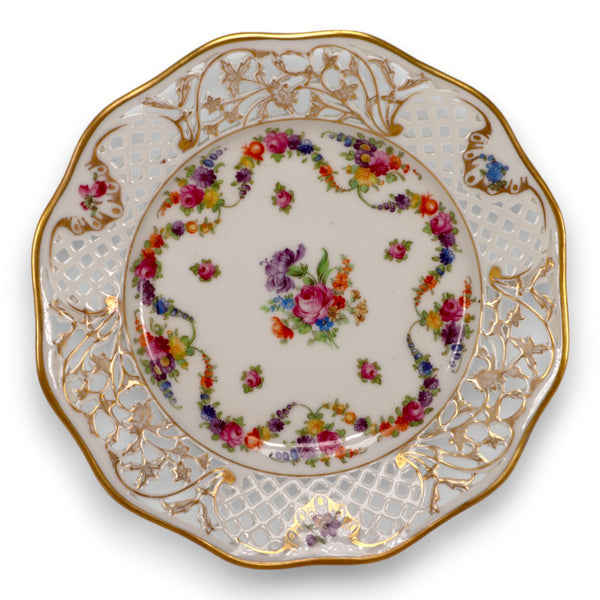 Schumann Reticulated Luncheon Plate 9 1/8" Reticulated Floral Swags Germany