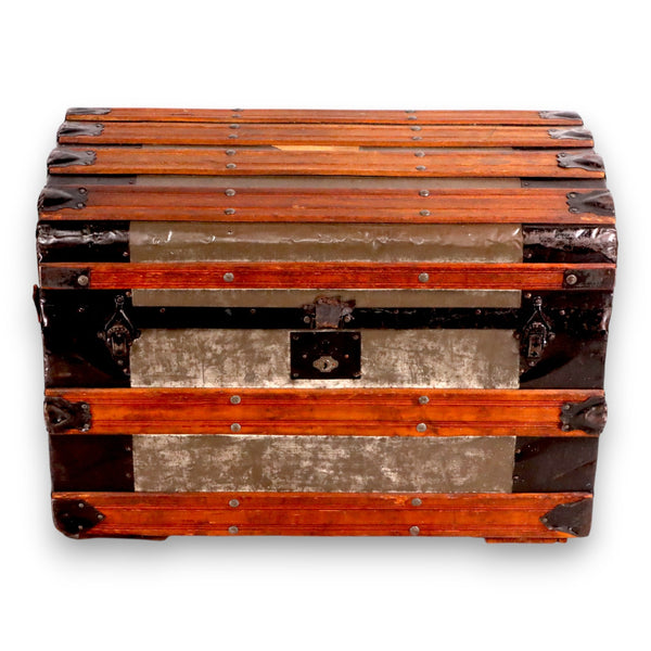 Curve Topped Antique Steamer Trunk 28x19x17 Galvanized Panels 1880's