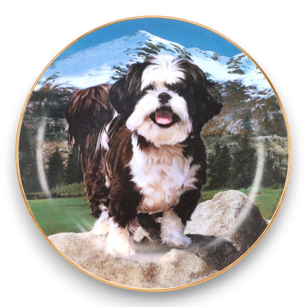 Danbury Mint  Simon Mendez King of The Hill A2121 Shih Zhu Dog 8" Plate  2004
