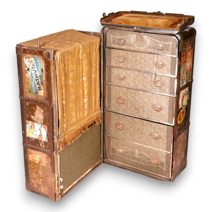 Hartmann Cushion Top Gibraltarized Steamer Trunk Keys Decals Antique 1927 7963