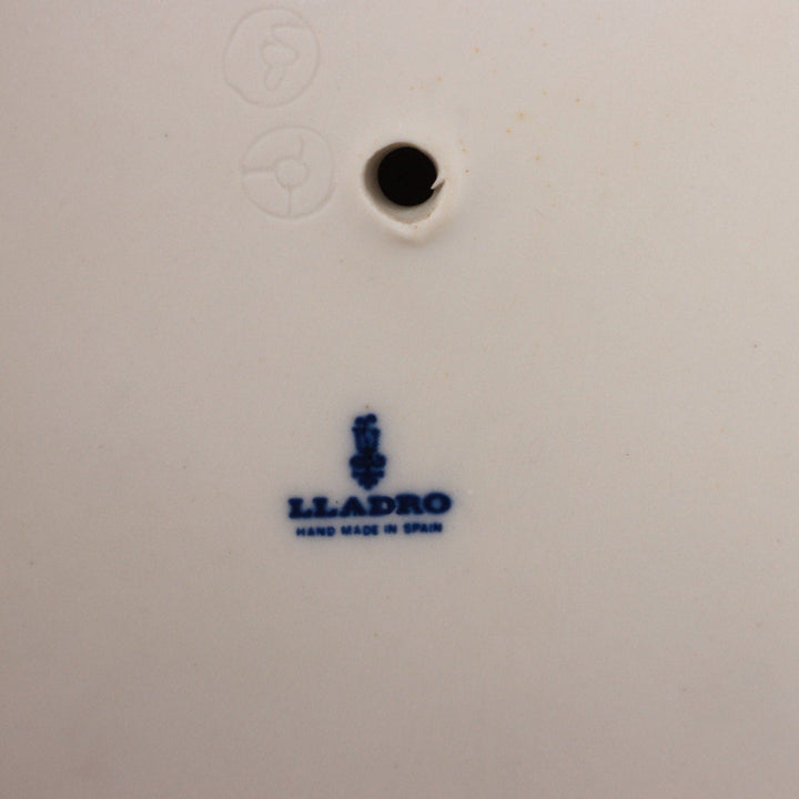 Lladro Oriental Girl Geisha 4840 Porcelain Figurine 7 3/4" Spain Vintage 1973 9063