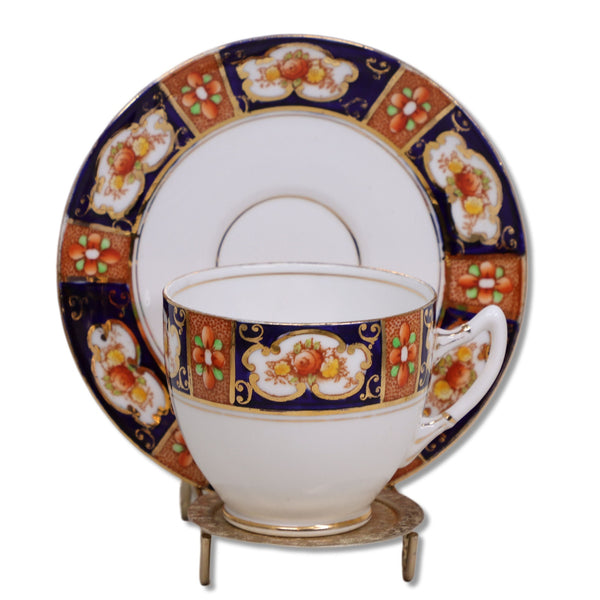 Royal Albert Crown China 4913 Imari Tea Cup Saucer Set 1925-27 England